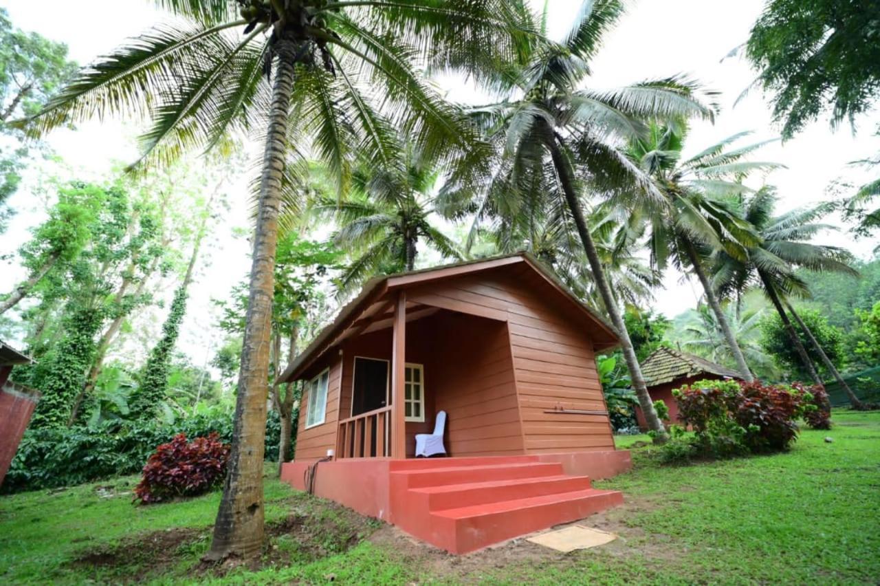 Prakruth Backwater Stay By Lazo , Coorg Suntikoppa Luaran gambar